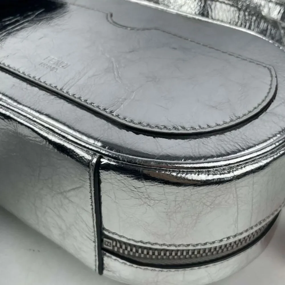 Fendi Women Pre-Loved Bag Very Good Condition - Picture 4 of 9